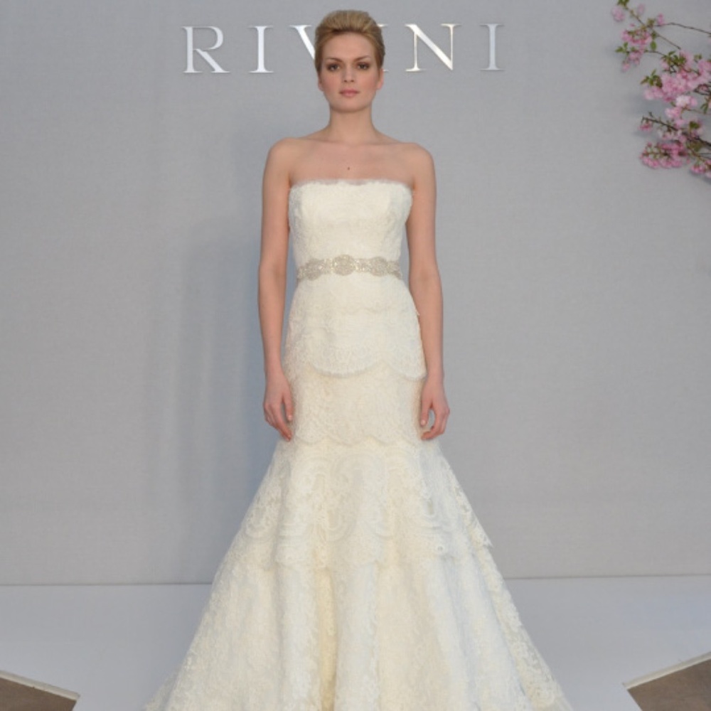 Size 10, Luxury Designer Rivini Dari wedding dress